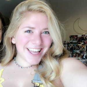 Meet your Posher, Leah